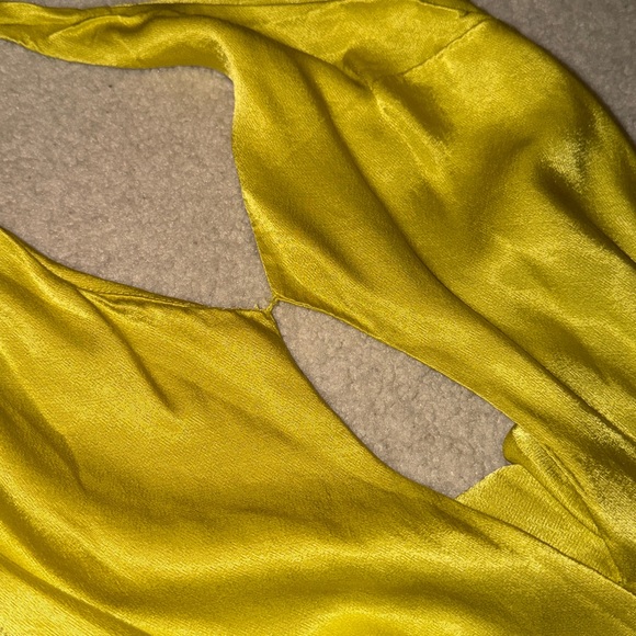 MESHKI XS DRESS SATIN CUT OUT MAXI - Picture 10 of 11